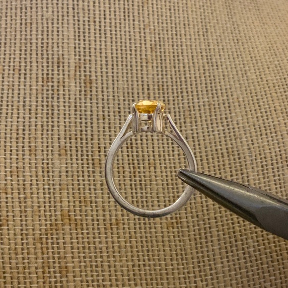 Sterling Silver Ring with Natural Citrine – Size 7 - Picture 7 of 13